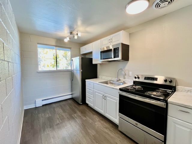 5840 Carr Street - 17